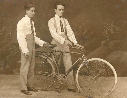 Salvatore Eugenio Piscopo con un amico