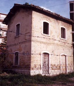 Casello ad est di Cicchillo